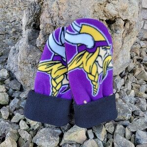 Minnesota Vikings NFL Fleece Winter Mittens Women's